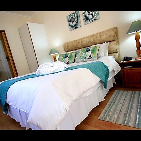 Dove'S Nest Guest House Kempton Park Exterior photo