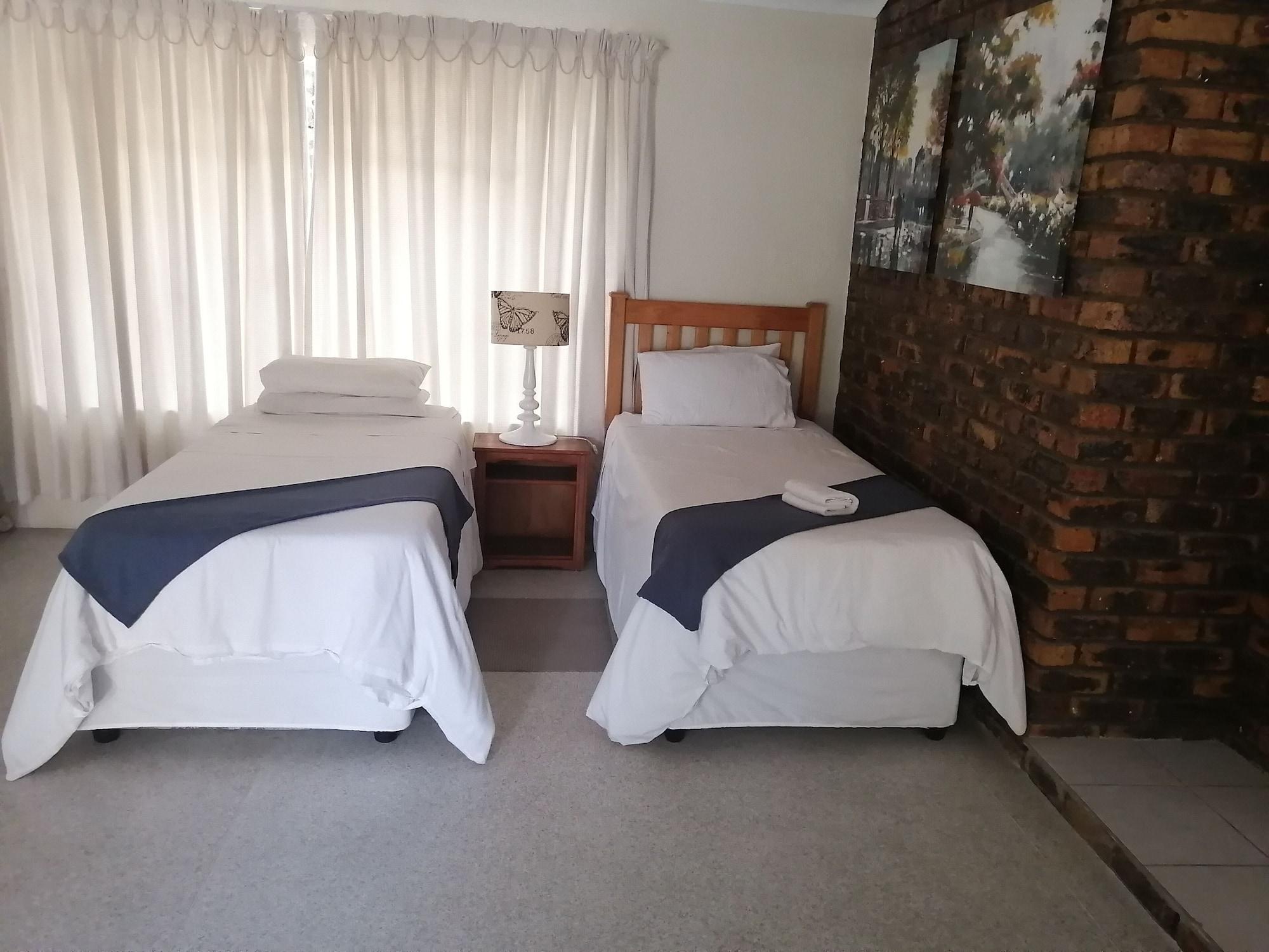 Dove'S Nest Guest House Kempton Park Exterior photo