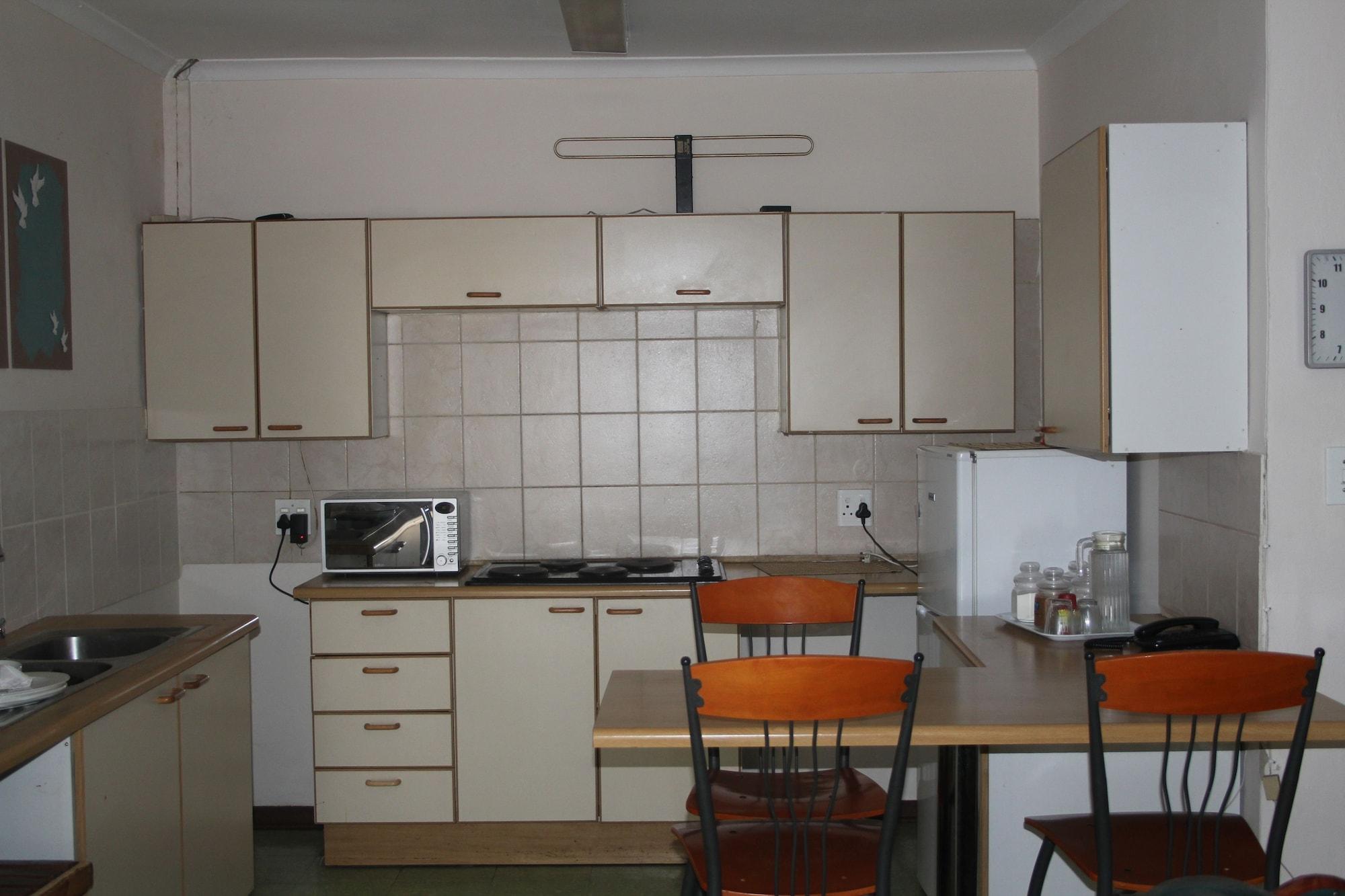 Dove'S Nest Guest House Kempton Park Exterior photo