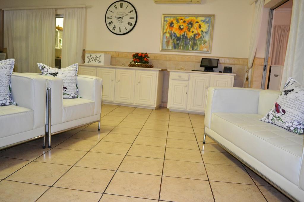 Dove'S Nest Guest House Kempton Park Exterior photo