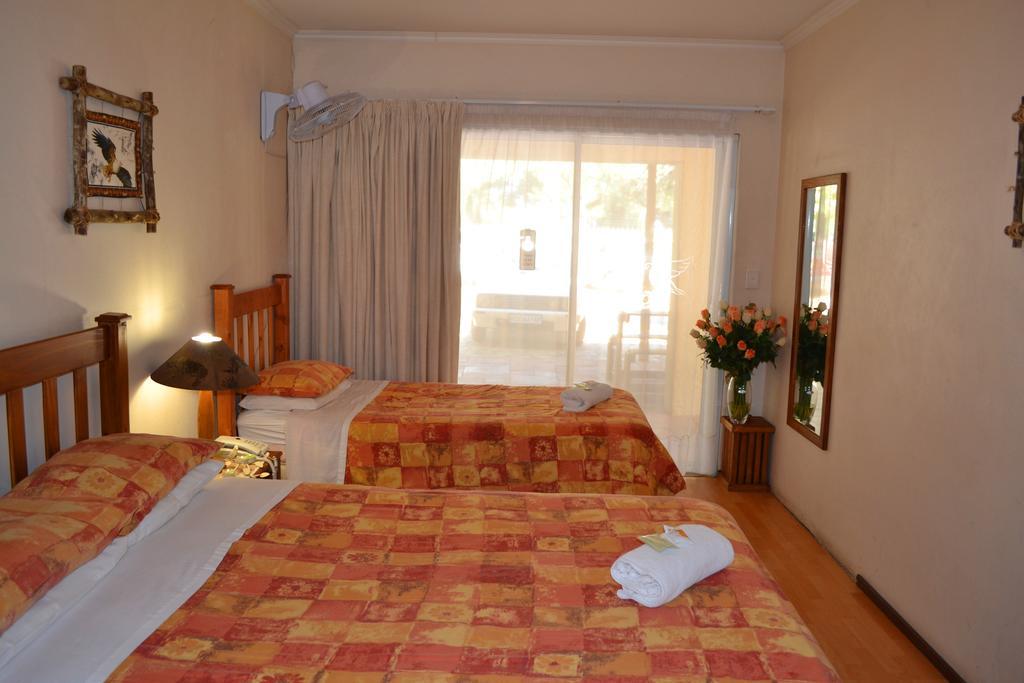 Dove'S Nest Guest House Kempton Park Exterior photo