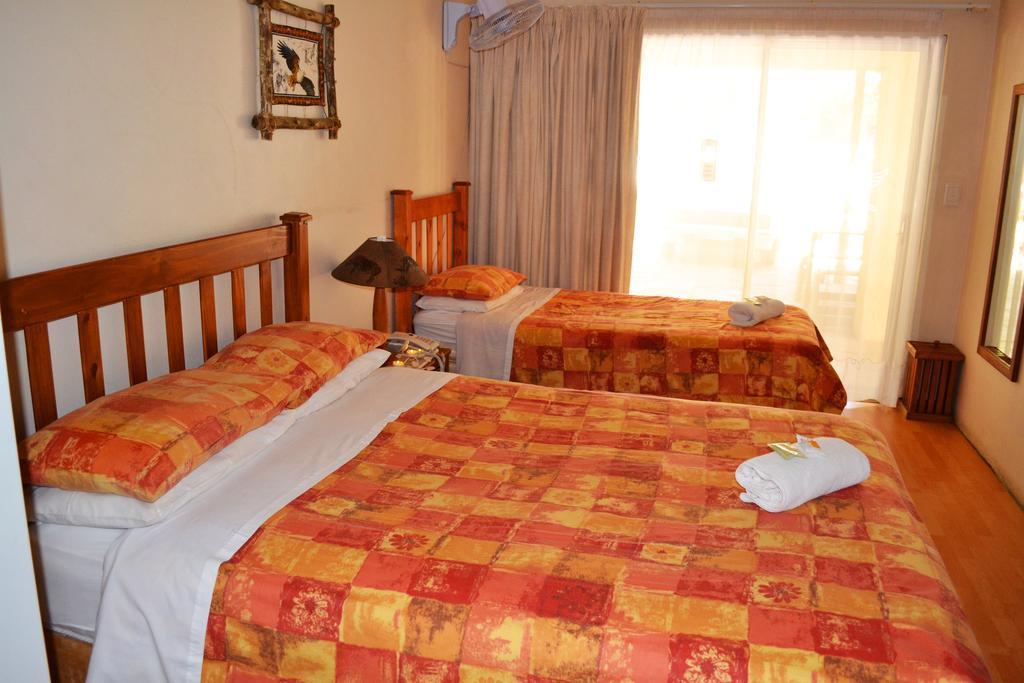 Dove'S Nest Guest House Kempton Park Exterior photo